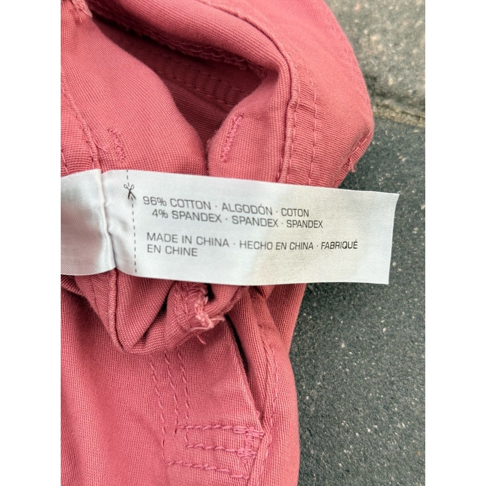 Union Bay Woman's Cargo Shorts Size 11 Rose Colored Cotton Button Pockets - Picture 5 of 10